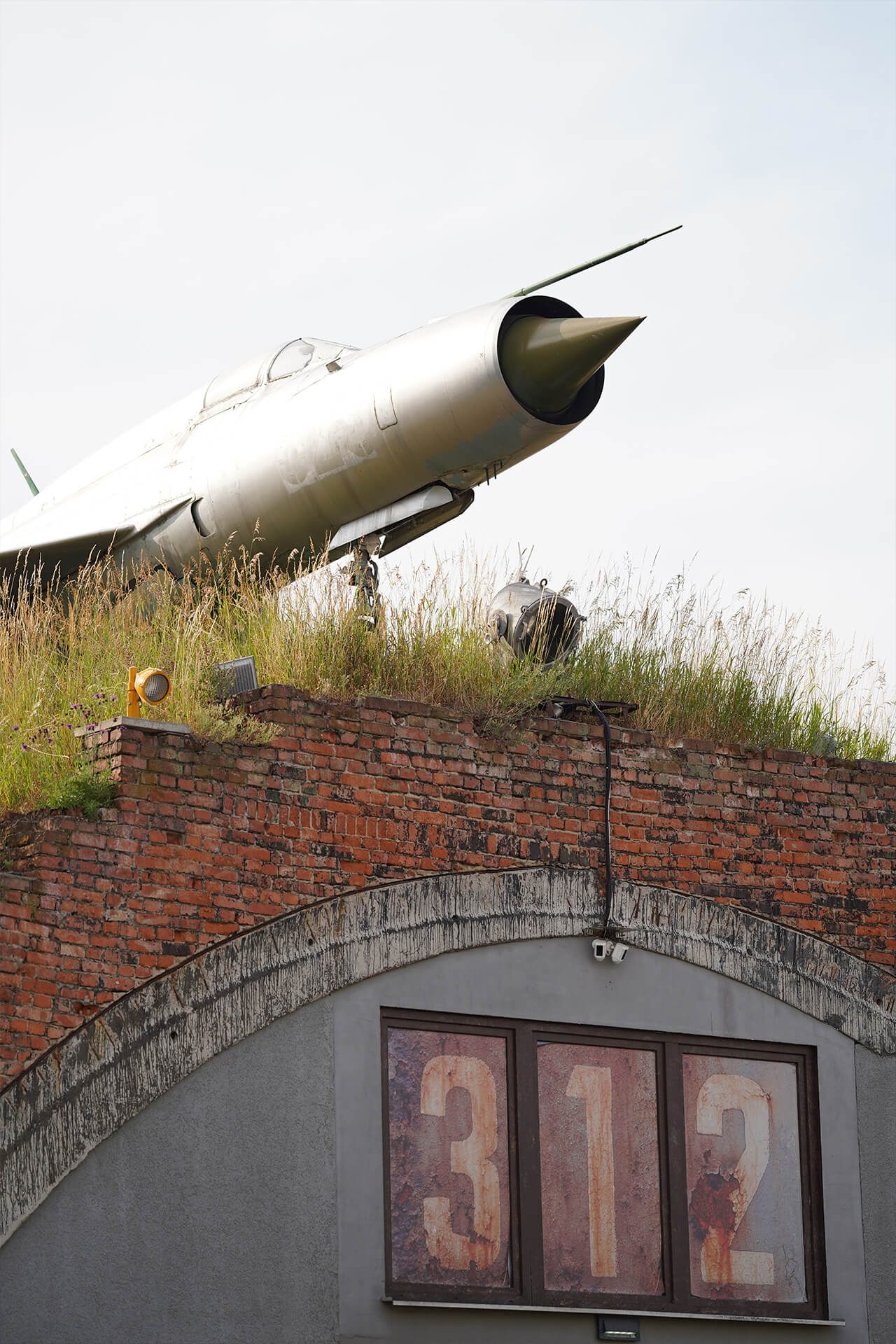 2023 fand der Weltyogatag in Neuruppin am Hangar 312 statt.
